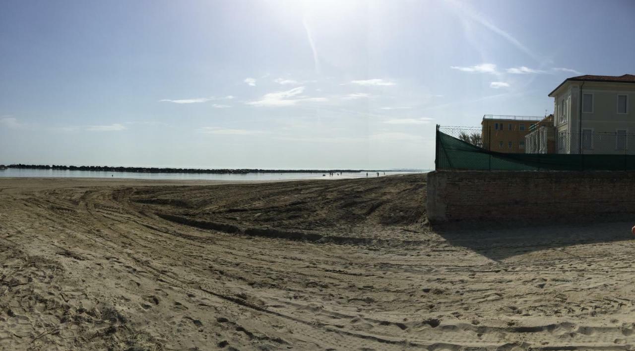 Il Rifugio Del Pescatore Apartment Rimini Exterior photo